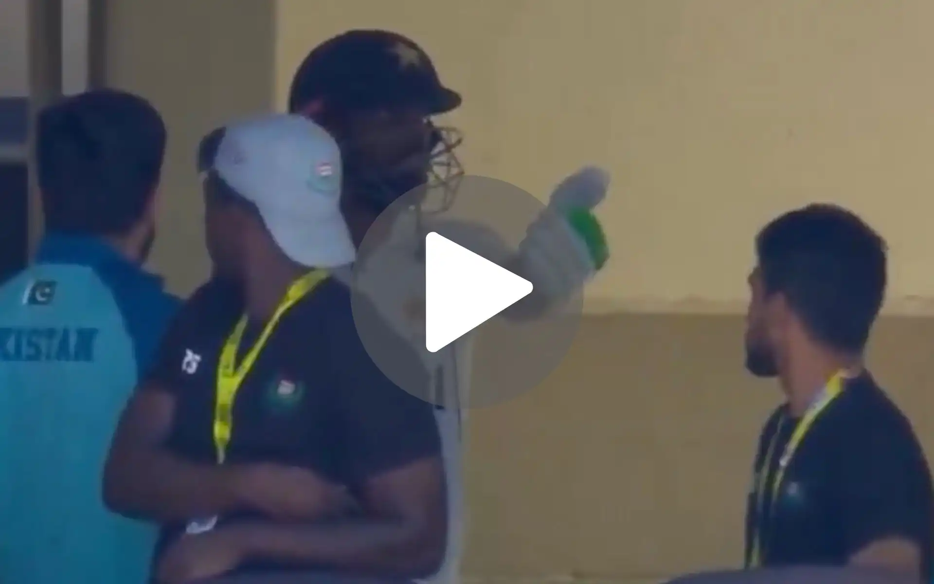 [Watch] Shan Masood Argues With Pakistan Coach After DRS Ends His Marathon Knock vs SA